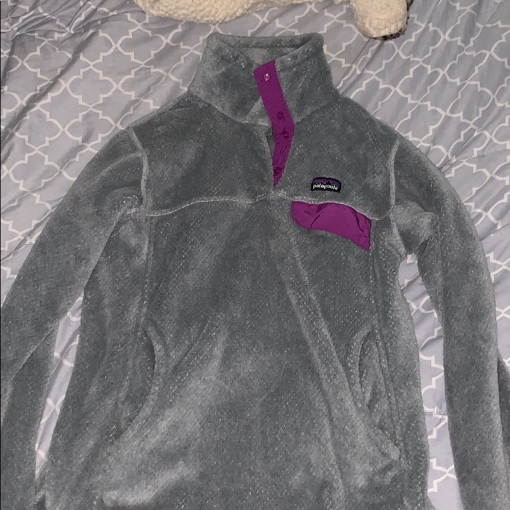 Women’s Patagonia pullover
